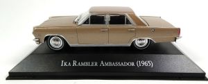 Voiture berline 4 portes IKA Rambler Ambassador de 1965 de couleur bronze métallisée vendue en blister