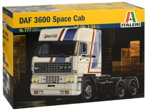 Camion 6x4 solo DAF 3600 Space Cab en kit à peindre et à assembler peintures et colle non incluses