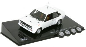 IXOMDCS028 - Voiture du rallye de Specs FIAT 131 Abarth de 1978 de couleur blanche