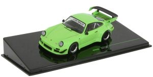 IXOMOC208 - Voiture sportive PORSCHE RWB 930 Rauh Welt Tuning de couleur verte