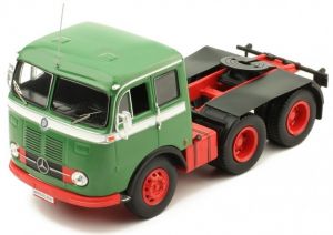 IXOTR040 - Camion 6x4 solo MERCEDES LPS 333 de 1960