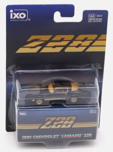 IXO-IA64018 - Voiture sous blister de 1981 couleur bleu foncé - CHEVROLET Camaro Z28