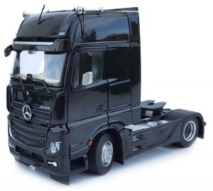 Camion solo 4x2 de couleur Noir - MERCEDES Actros Gigaspace