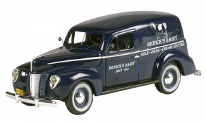 Voiture utilitaire FORD Panel Dairy Delivery de 1940 marquage Bedick's Dairy