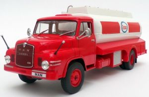NET0066 - Camion citerne MAN 626 H de 1963 aux couleurs ESSO