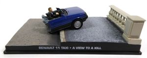 MAGJBRE11HALF - Voiture du film Dangereusement Votre James Bond 007 RENAULT 11 taxi coupé avec diorama