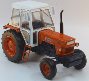 Tracteur 2 roues motrices - FIAT 1300