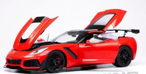 IXO18RDC243-FO - Voiture de 2019 couleur rouge - CHEVROLET Corvette C7 ZR1