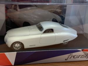 FRANS0027 - Voiture de 1946 couleur blanche – limitée à 300 pièces – PEUGEOT 402 DS coupé DARL'MAT