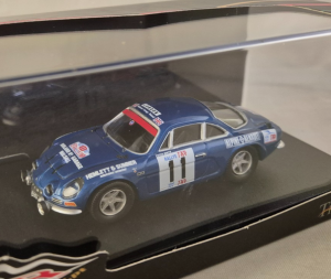 TRORRAL133 - Voiture du Rallye du Portugal 1972 P.SMITH-P.RUSSEL – n°11 - RENAULT Alpine A110