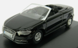 OXF76S3002 - Cabriolet de couleur noir - AUDI S3