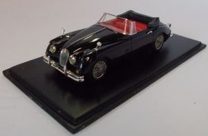 TWINT01.0532 - Voiture cabriolet JAGUAR XK 150 de 1958 de couleur noir modèle en résine