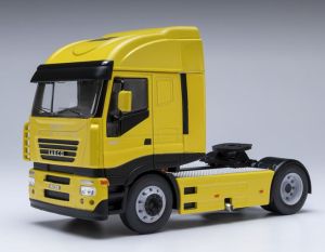 IXOTR223.22 - Camion solo de 2002 couleur jaune - IVECO Stralis 4x2