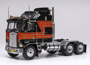 IXOTR229.22 - Camion solo de 1976 couleur noir et rouge - KENWORTH K 100 Aerodyne 6x4