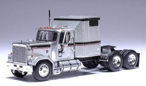 IXO-U64TR004 - Camion de 1980 couleur gris - Edition USA - GMC General 6x4