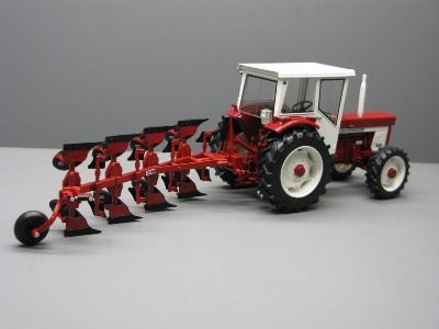 REPLICAGRI - Charrue 4 socs - CASE IH 155 - 1/32 - REP103