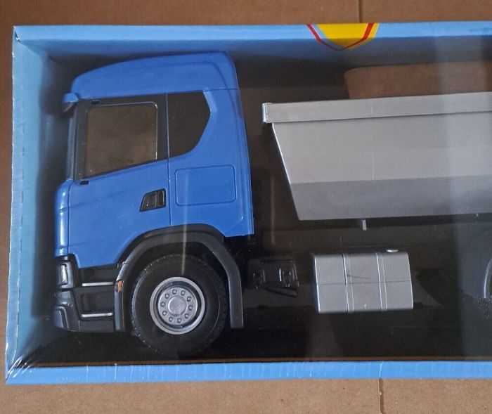 Camion Benne SCANIA G 6x4 EMEK – Gris Avec Remorque – 1/25