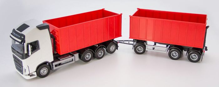 EMEK - Camion droit VOLVO FH 8x4 rouge avec ampliroll - 1/25 - EMEK20755
