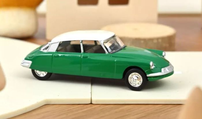 PAYA Citroën DS 19 Rallye – Miniature 1/32 – Vert Et Argent – Boîte D’origine