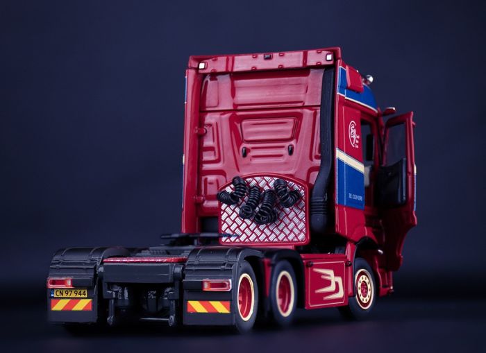 IMC Models Camion Mercedes Actros 1/50 – KAWASTRANS – Edition Limitée