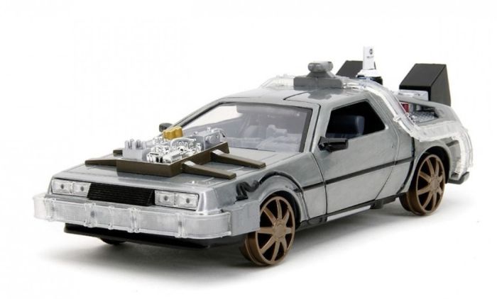 Voiture du film Retour vers le Futur – DELOREAN Time machine