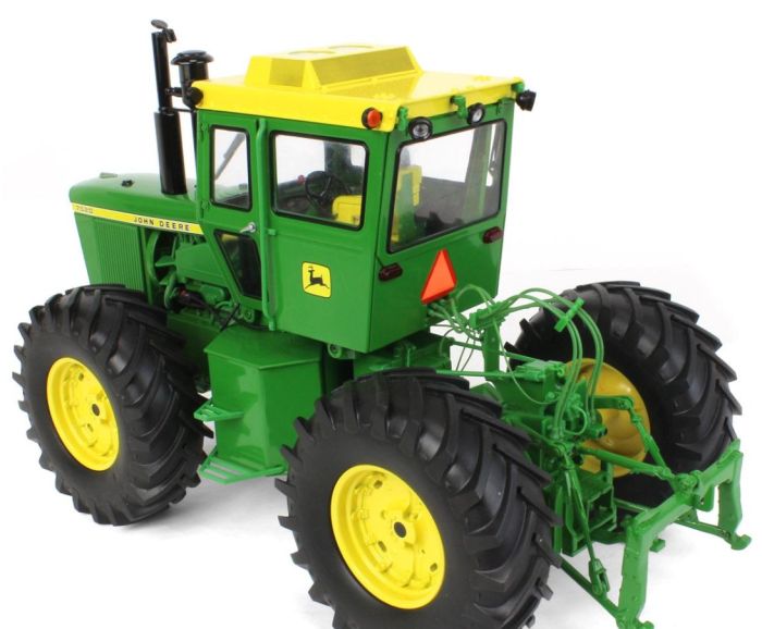 Miniature JOHN DEERE 7520 4WD 50ème anniversaire ERTL Précision