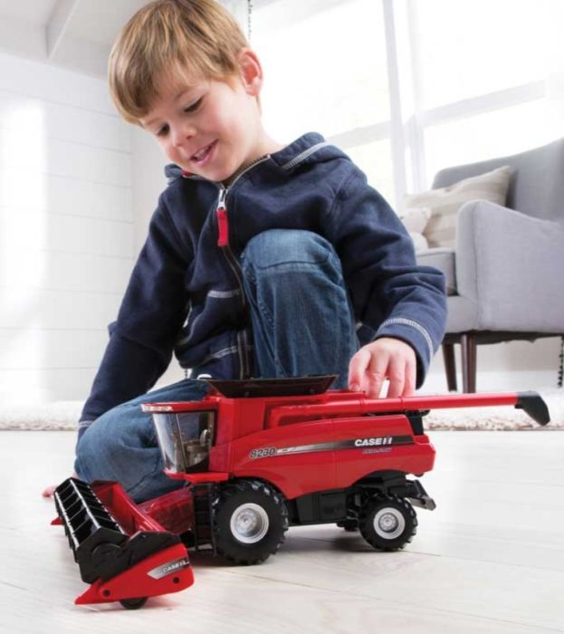 Miniature Moissonneuse-batteuse CASE IH Axial Flow AF11 sur chenilles – FARM SHOW 2024 ERTL ERT44352 | Collect World