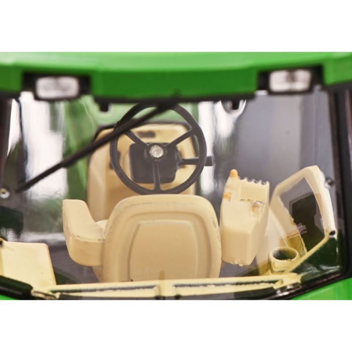 Tracteur Miniature Schuco John Deere 8400 – Échelle 1/32 – Métal/plastique – Vert – Neuf