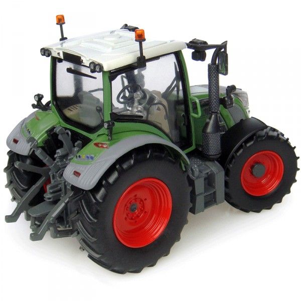 Tracteur Fendt 516 Vario avec une échelle de 1/32 conçu par