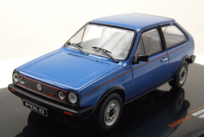 Miniature VOLKSWAGEN Polo GT coupé 1985 Bleu IXOMODELS IXOCLC505N