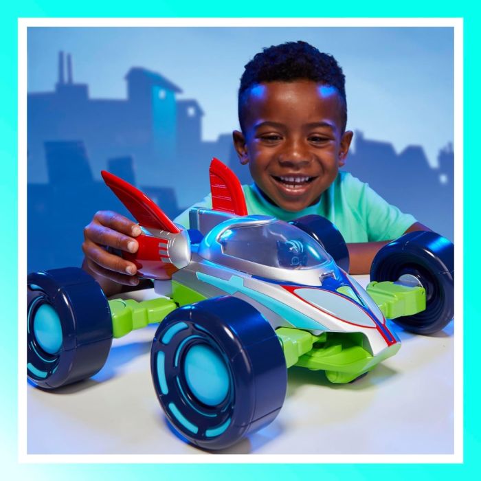 Pyjamasques, Pyj-avion 3 en 1, jouet préscolaire avec 3 véhicules et 3 figurines articulées, pour enfants, dès 3 ans Pyjamasques, Pyj-avion 3 en 1, jouet préscolaire avec 3 véhicules et 3 figurines articulées, pour enfants, dès 3 ans