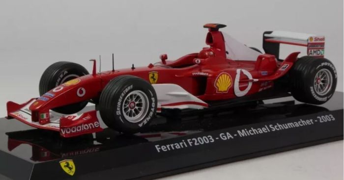 OPO 10 - Voiture Formule 1 Compatible avec Ferrari F2003-GA - 2003 Michael Schumacher échelle 1/43 - F1F4