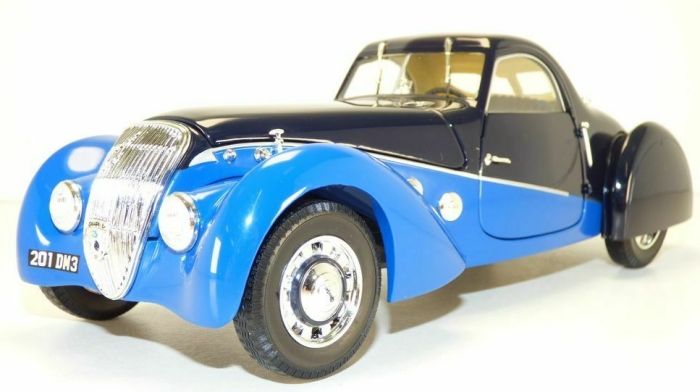 Miniature Voiture coupé PEUGEOT 302 Darl'Mat de 1937 de couleur