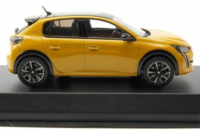 39068 NOREV / 472842 PEUGEOT 208 GT 2024 JAUNE AGUEDA 1/43