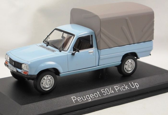 Peugeot 403 pick-up vue de 3/4 avant droit