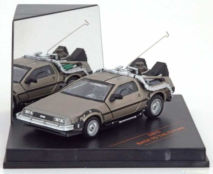 Miniature Delorean DMC 12 du film Retour vers le Futur I VITESSE